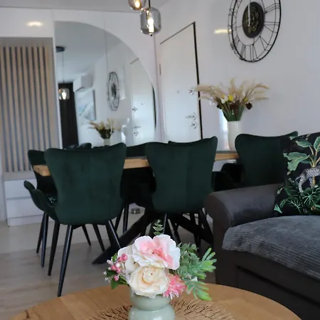 Daisy Apartman
